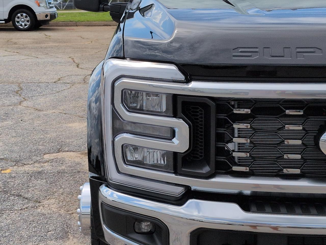 2026 Ford Super Duty F-450 DRW Lariat Winder GA