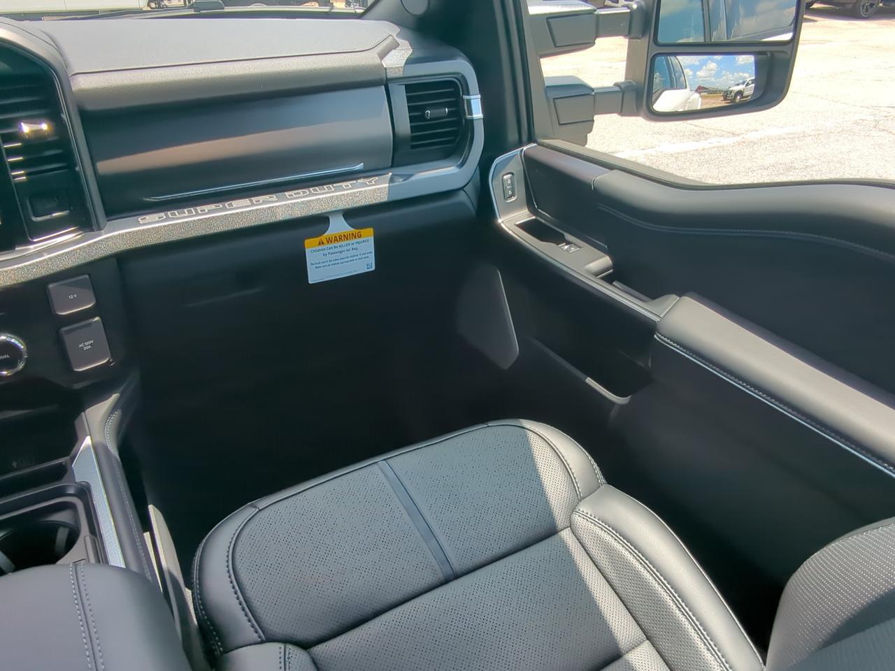 2026 Ford Super Duty F-450 DRW Platinum Appleton WI