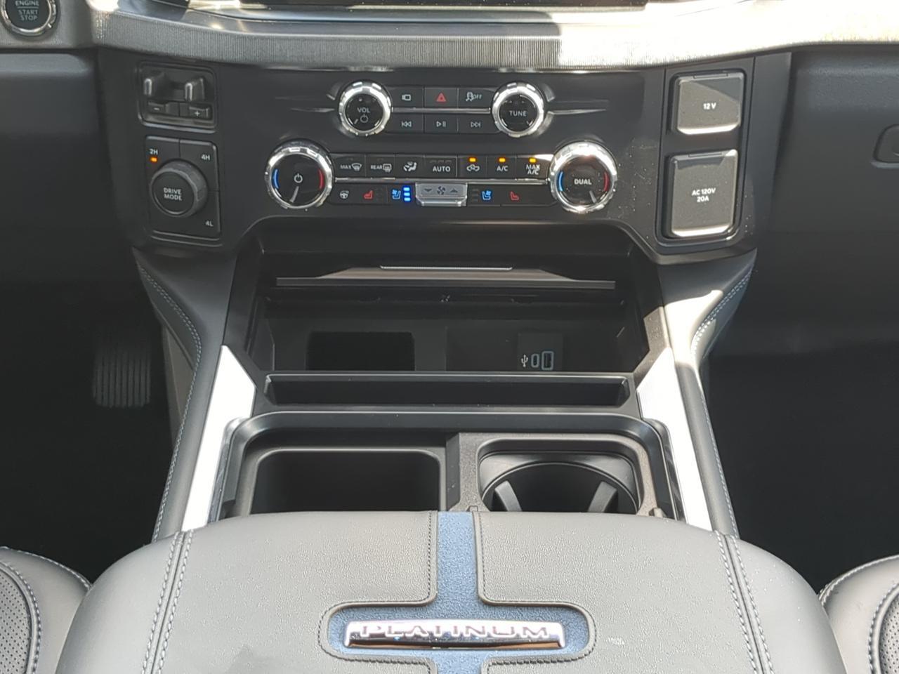 2026 Ford Super Duty F-450 DRW Platinum Appleton WI