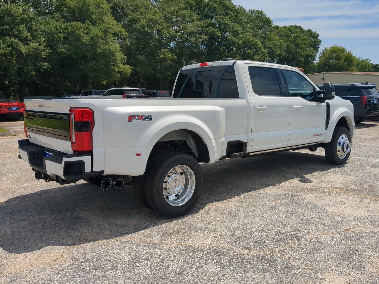 2026 Ford Super Duty F-450 DRW Platinum Appleton WI