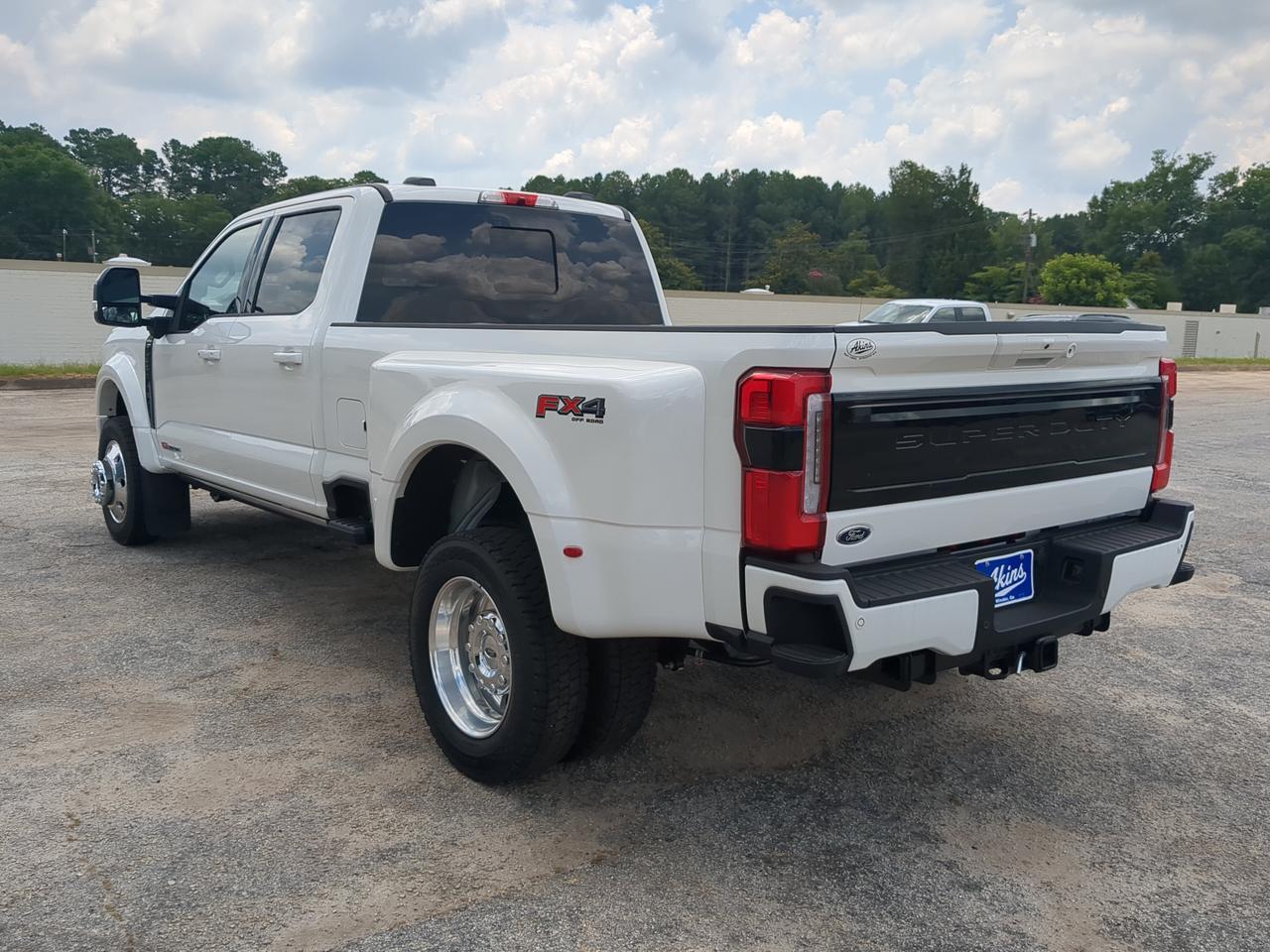 2026 Ford Super Duty F-450 DRW Platinum Appleton WI