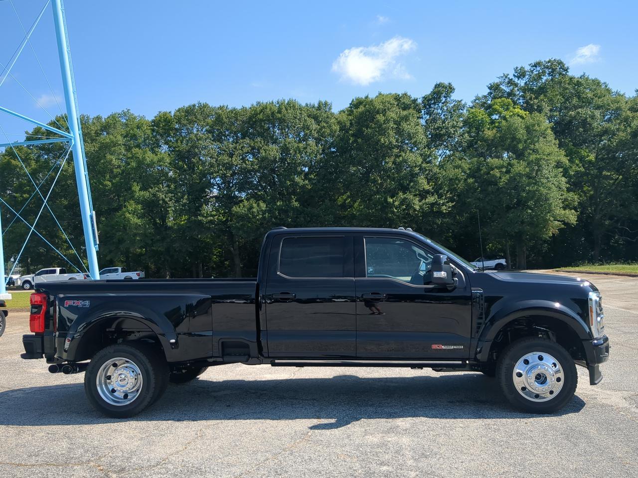 2026 Ford Super Duty F-450 DRW Platinum Appleton WI