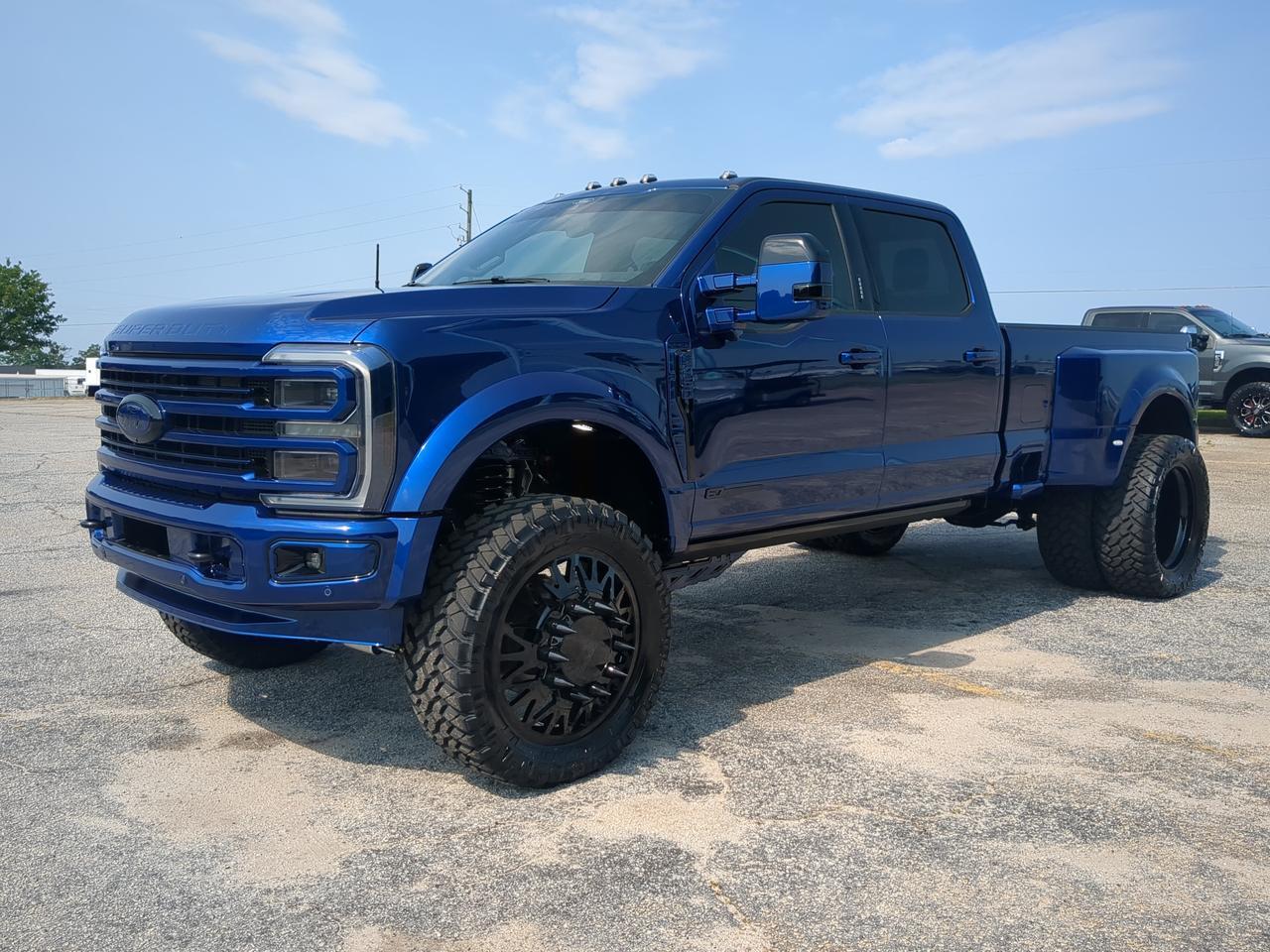 2026 Ford Super Duty F-450 DRW Platinum Appleton WI
