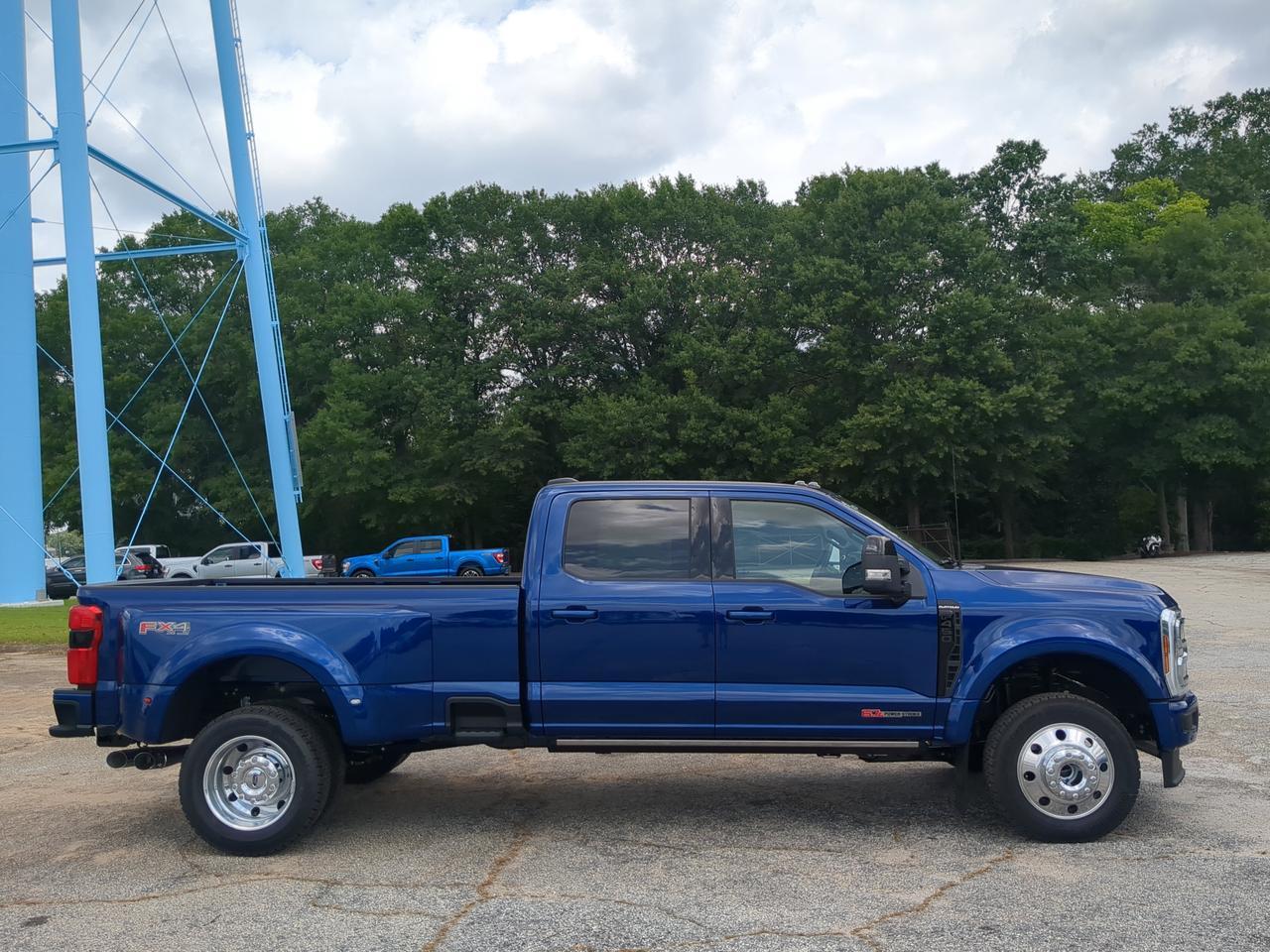 2026 Ford Super Duty F-450 DRW Platinum Appleton WI