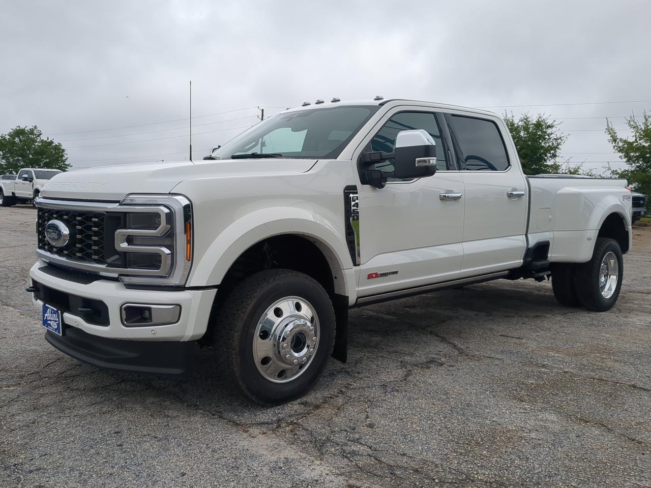 2026 Ford Super Duty F-450 DRW Platinum Plus Appleton WI