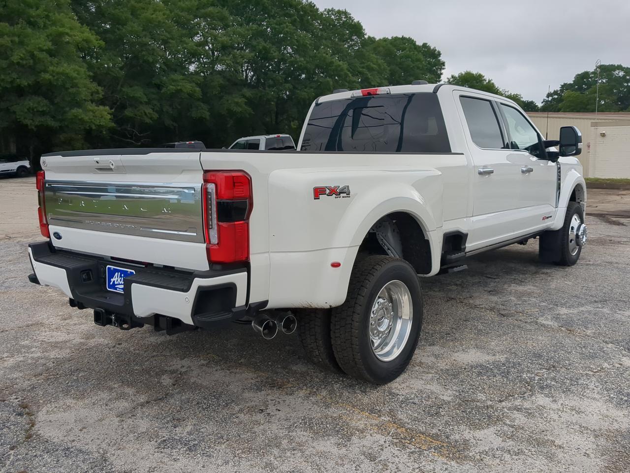 2026 Ford Super Duty F-450 DRW Platinum Plus Appleton WI