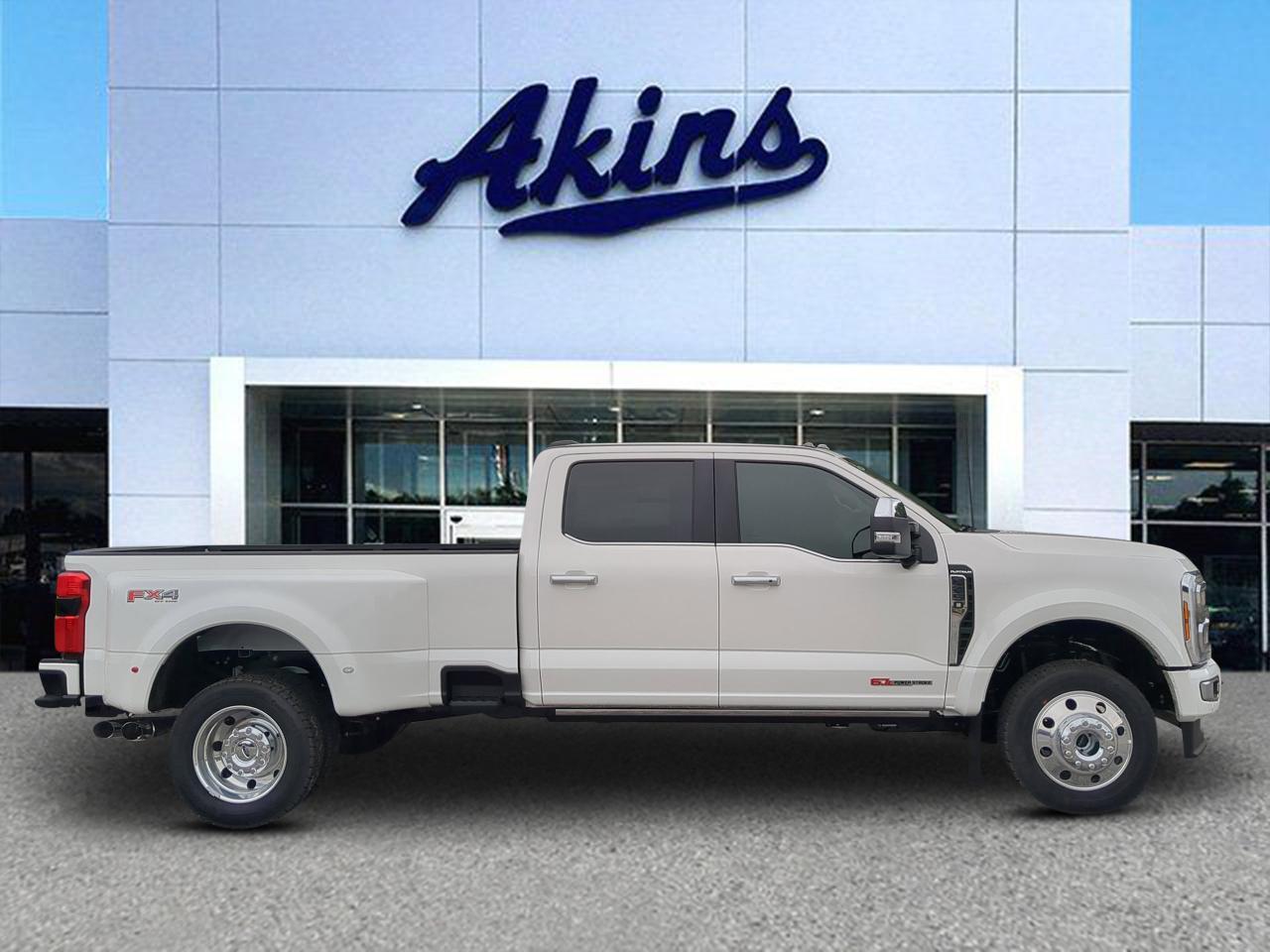 2026 Ford Super Duty F-450 DRW