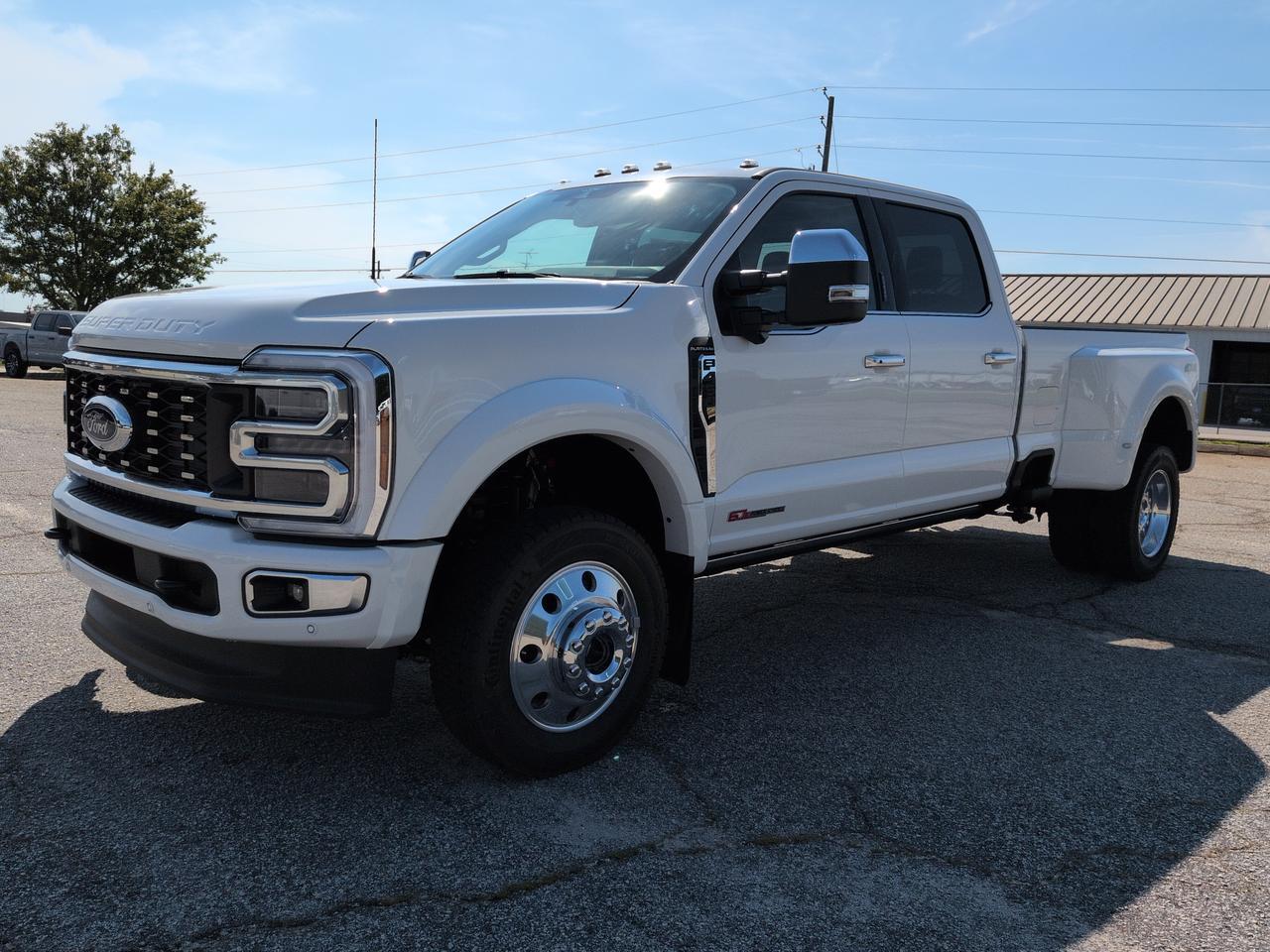 2026 Ford Super Duty F-450 DRW Platinum Plus Winder GA