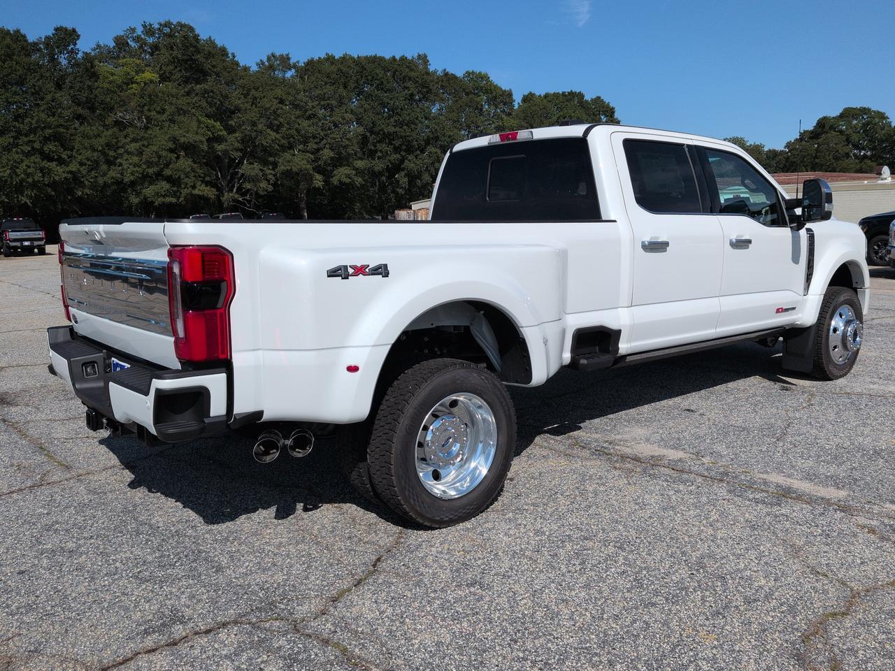 2026 Ford Super Duty F-450 DRW Platinum Plus Winder GA