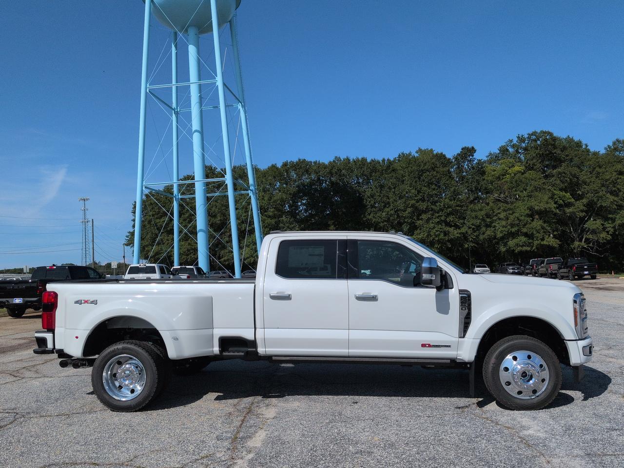 2026 Ford Super Duty F-450 DRW