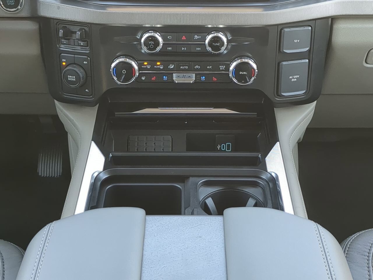 2026 Ford Super Duty F-450 DRW Platinum Plus Winder GA