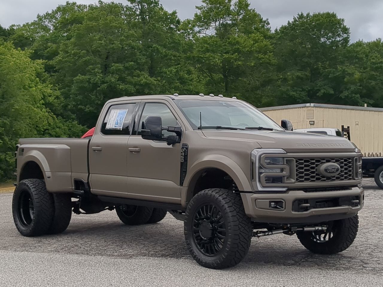 2026 Ford Super Duty F-450 DRW Platinum Plus