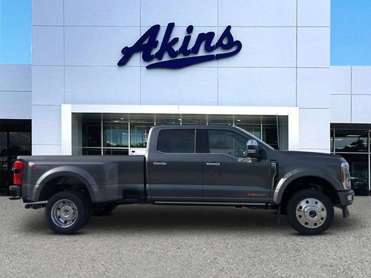 2026 Ford Super Duty F-450 DRW Platinum Plus