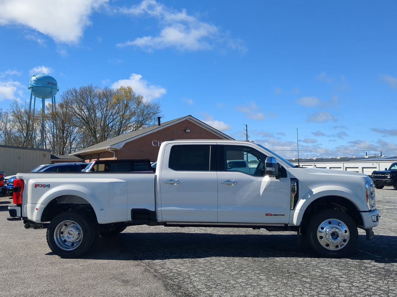 2026 Ford Super Duty F-450 DRW Platinum Plus