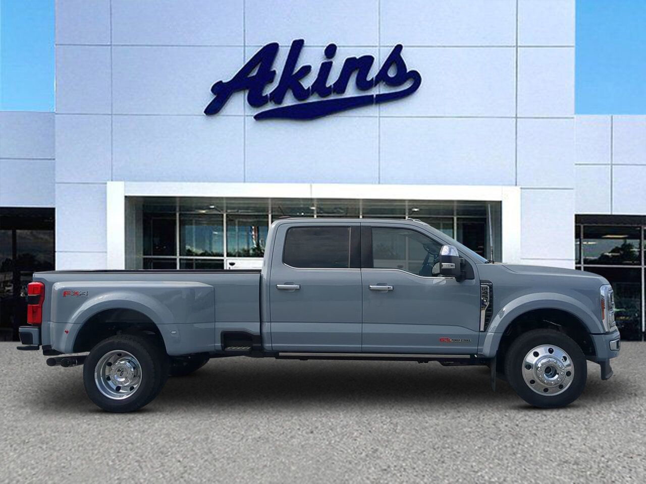 2026 Ford Super Duty F-450 DRW Platinum Plus