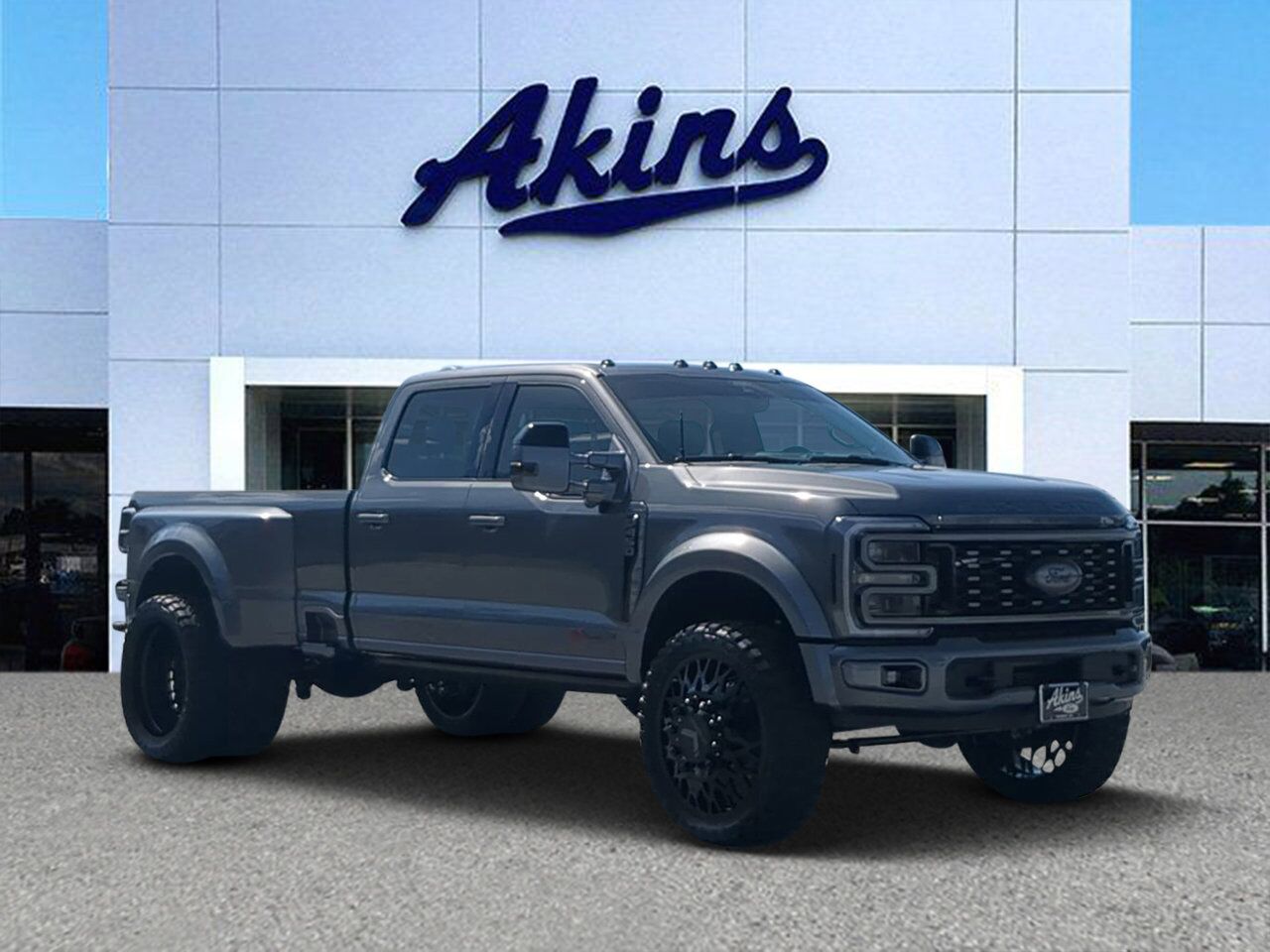 2026 Ford Super Duty F-450 DRW Platinum Plus