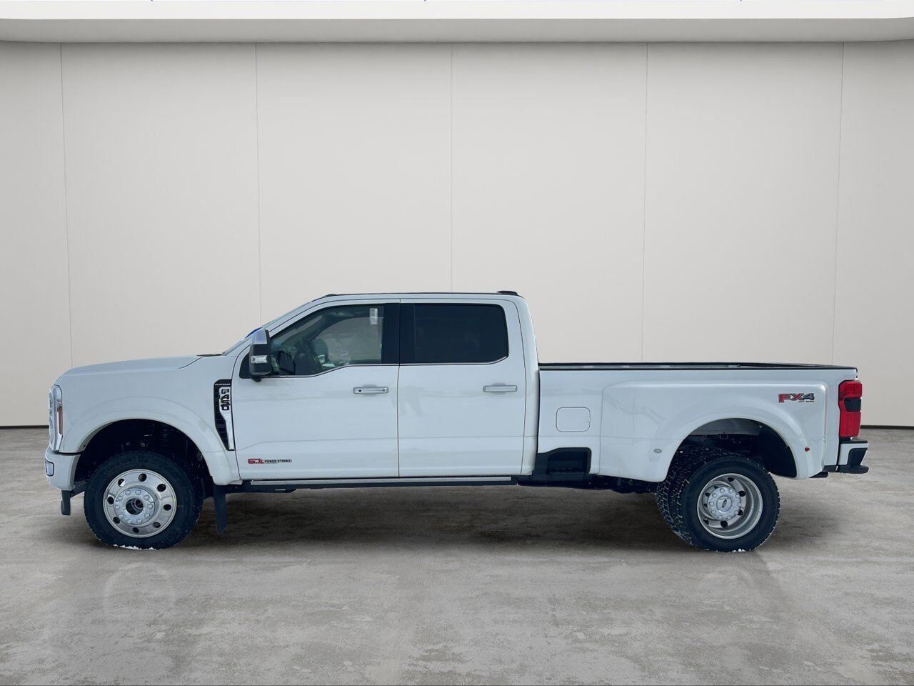 2026 Ford Super Duty F-450 DRW Platinum