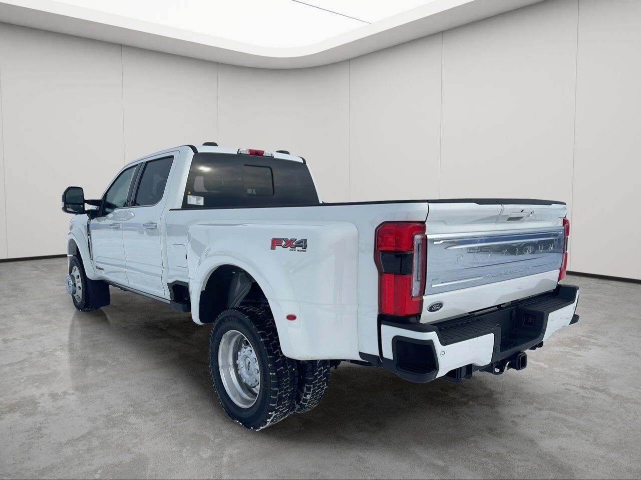 2026 Ford Super Duty F-450 DRW Platinum