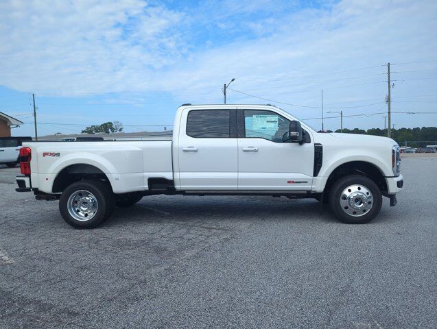 2026 Ford Super Duty F-450 DRW Platinum Winder GA