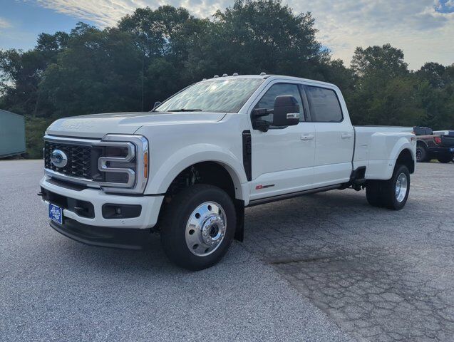 2026 Ford Super Duty F-450 DRW Platinum Winder GA