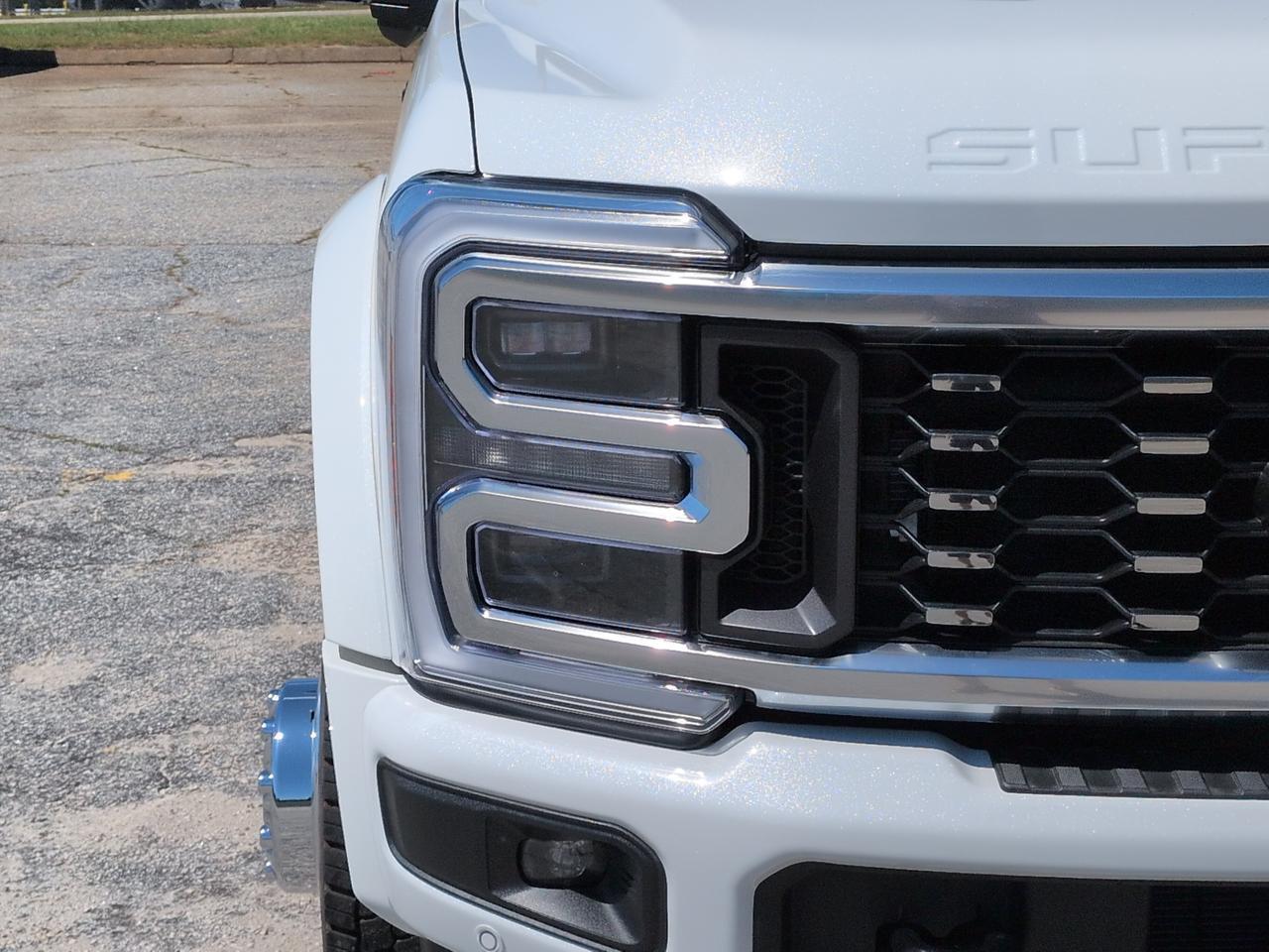 2026 Ford Super Duty F-450 DRW Platinum Winder GA