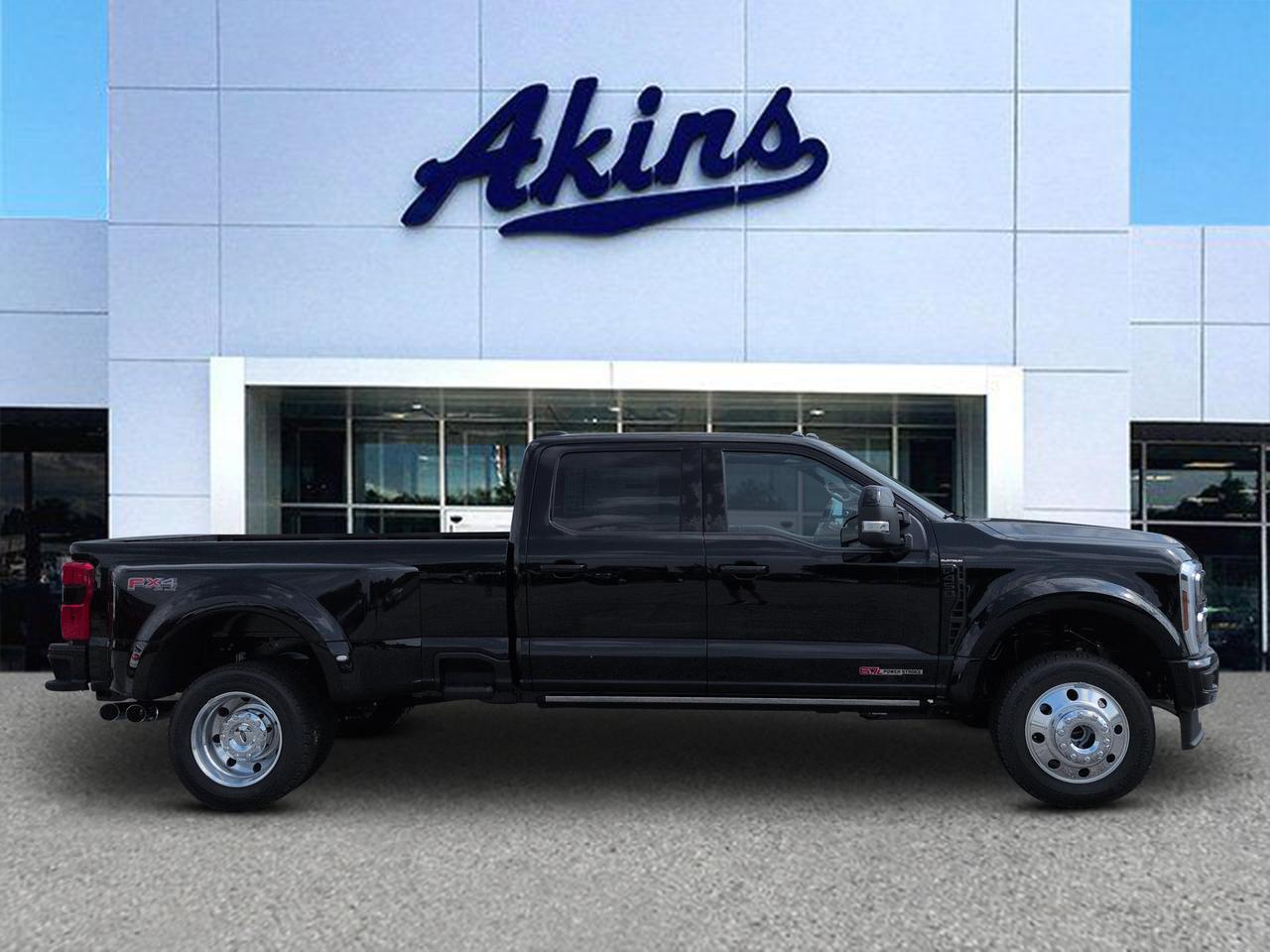 2026 Ford Super Duty F-450 DRW Platinum