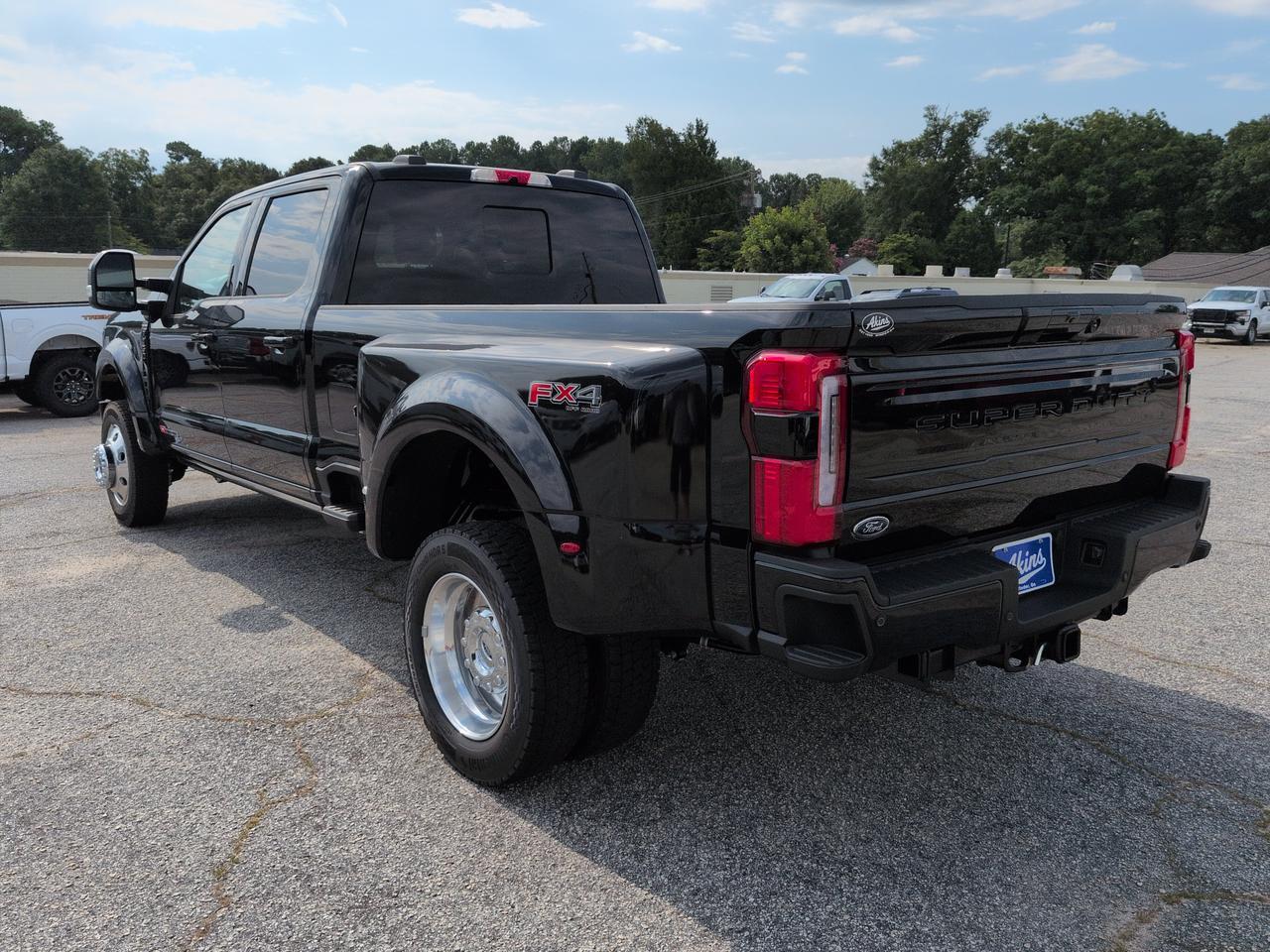 2026 Ford Super Duty F-450 DRW Platinum Winder GA
