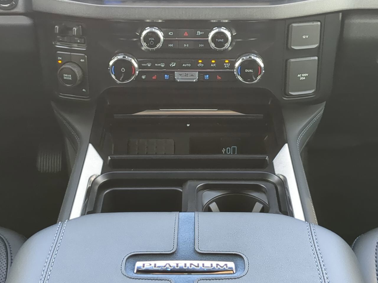 2026 Ford Super Duty F-450 DRW Platinum Winder GA