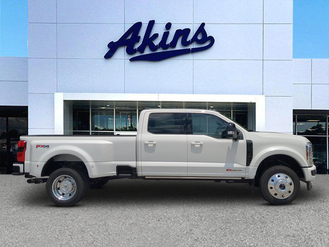 2026 Ford Super Duty F-450 DRW