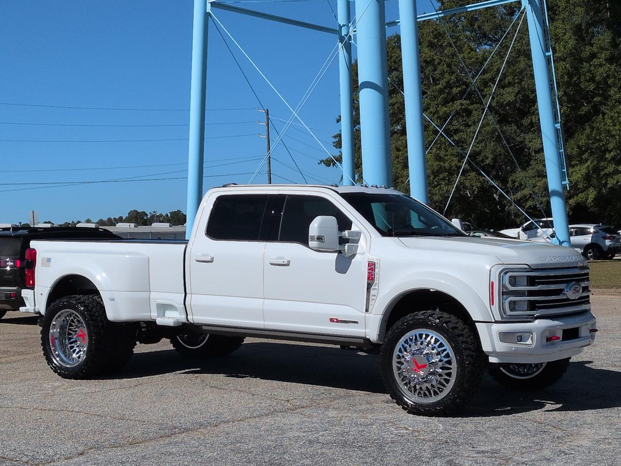 2026 Ford Super Duty F-450 DRW
