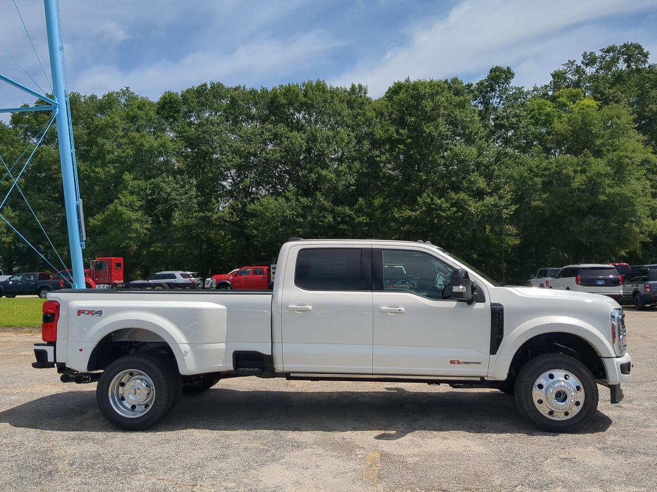 2026 Ford Super Duty F-450 DRW Platinum Winder GA