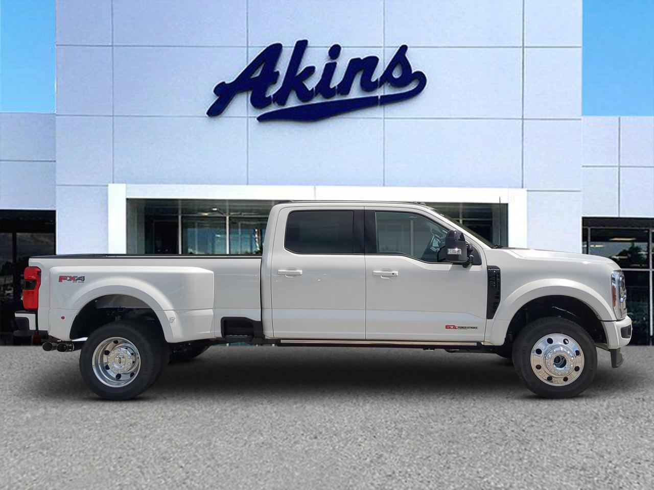 2026 Ford Super Duty F-450 DRW Platinum