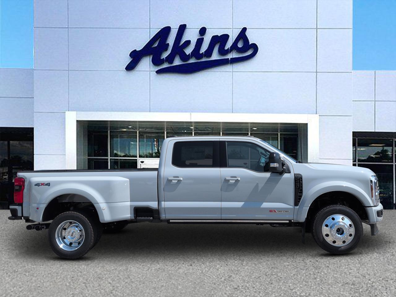 2026 Ford Super Duty F-450 DRW Platinum