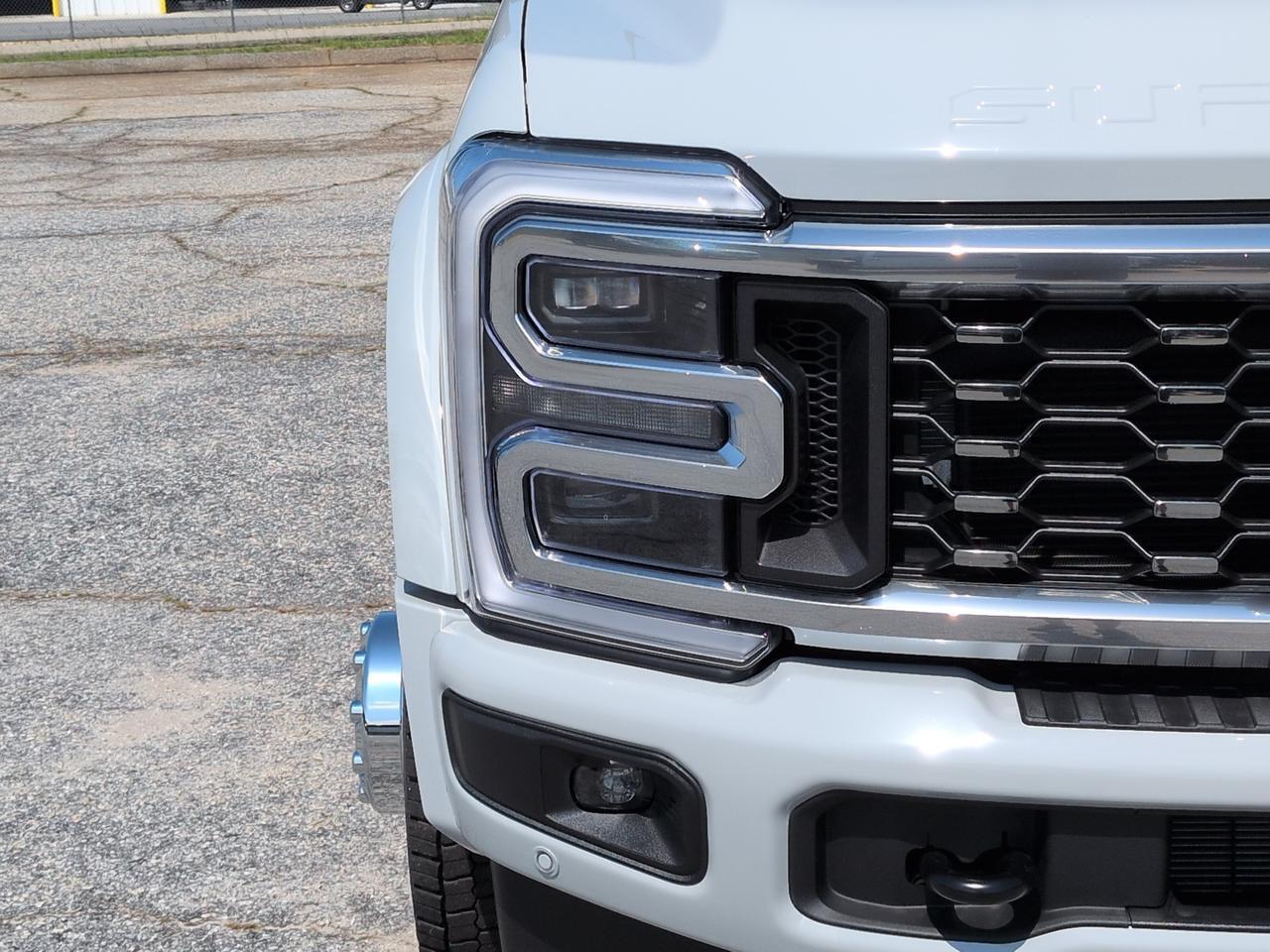 2026 Ford Super Duty F-450 DRW Platinum Winder GA