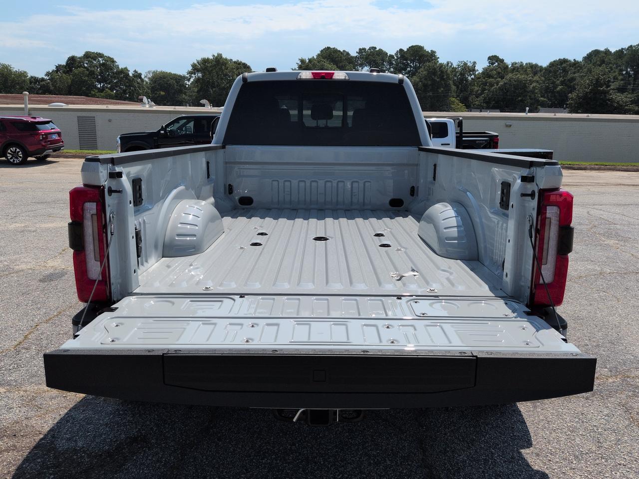 2026 Ford Super Duty F-450 DRW Platinum Winder GA