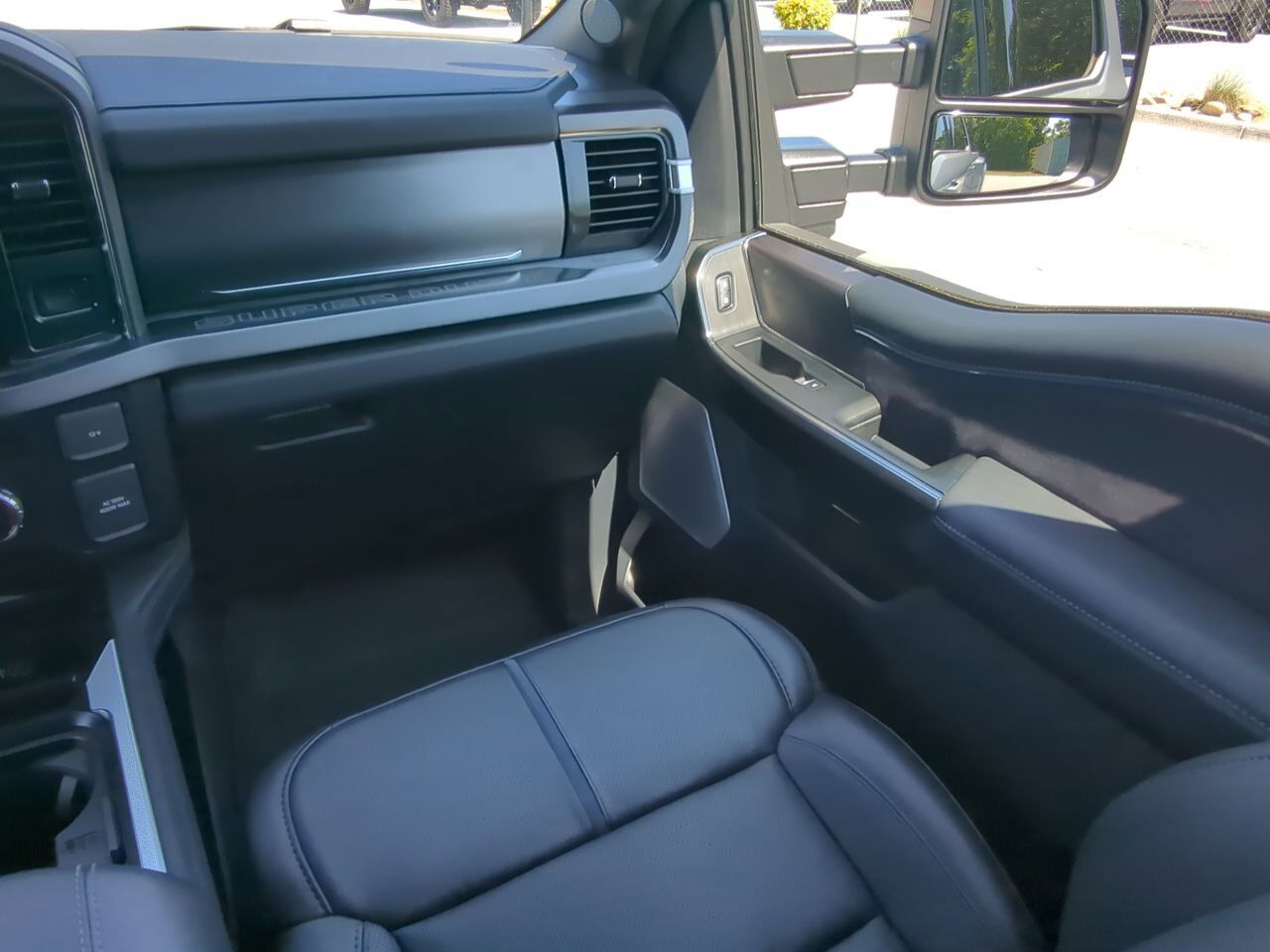2026 Ford Super Duty F-450 DRW Platinum Winder GA