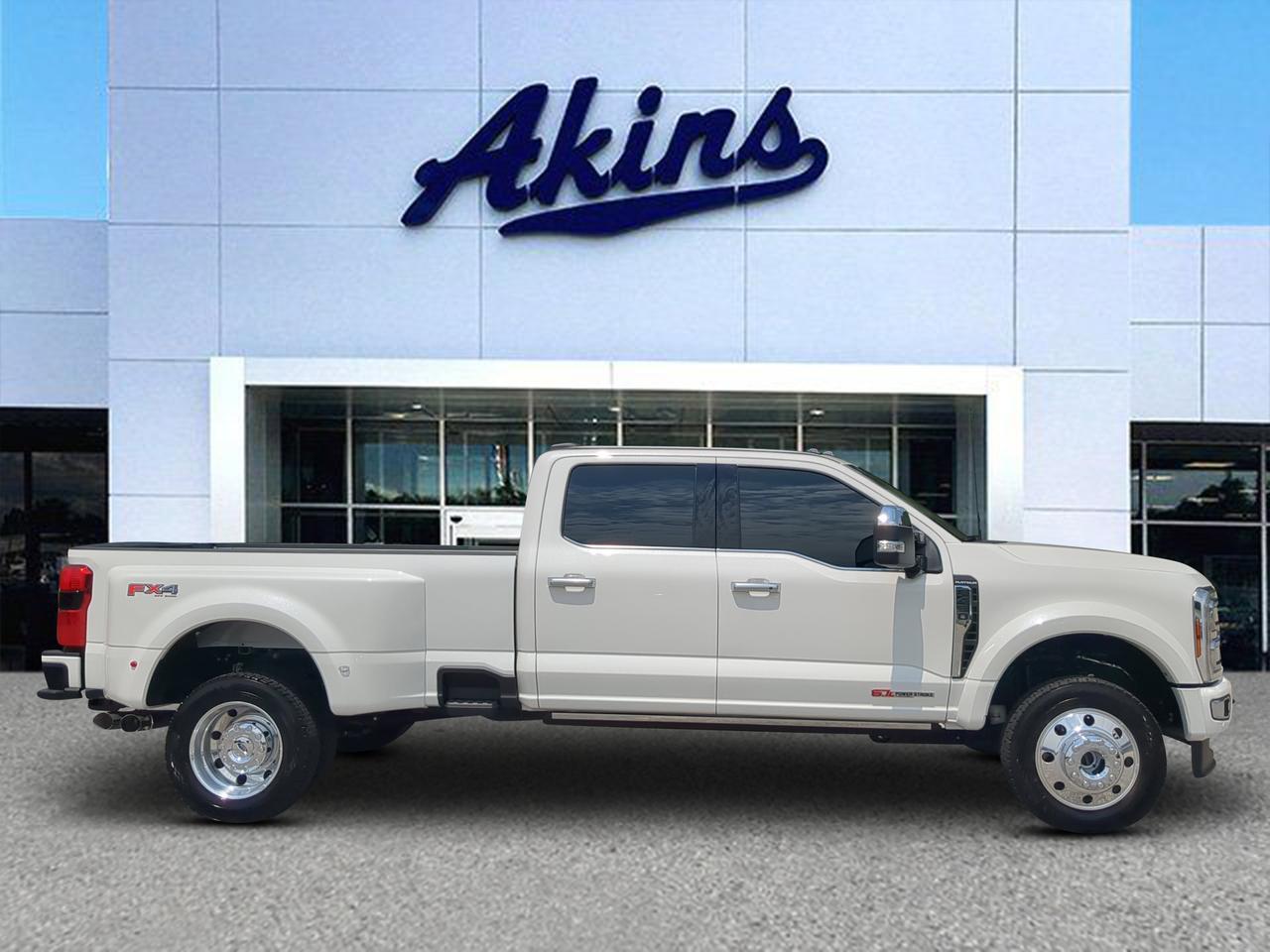 2026 Ford Super Duty F-450 DRW Platinum
