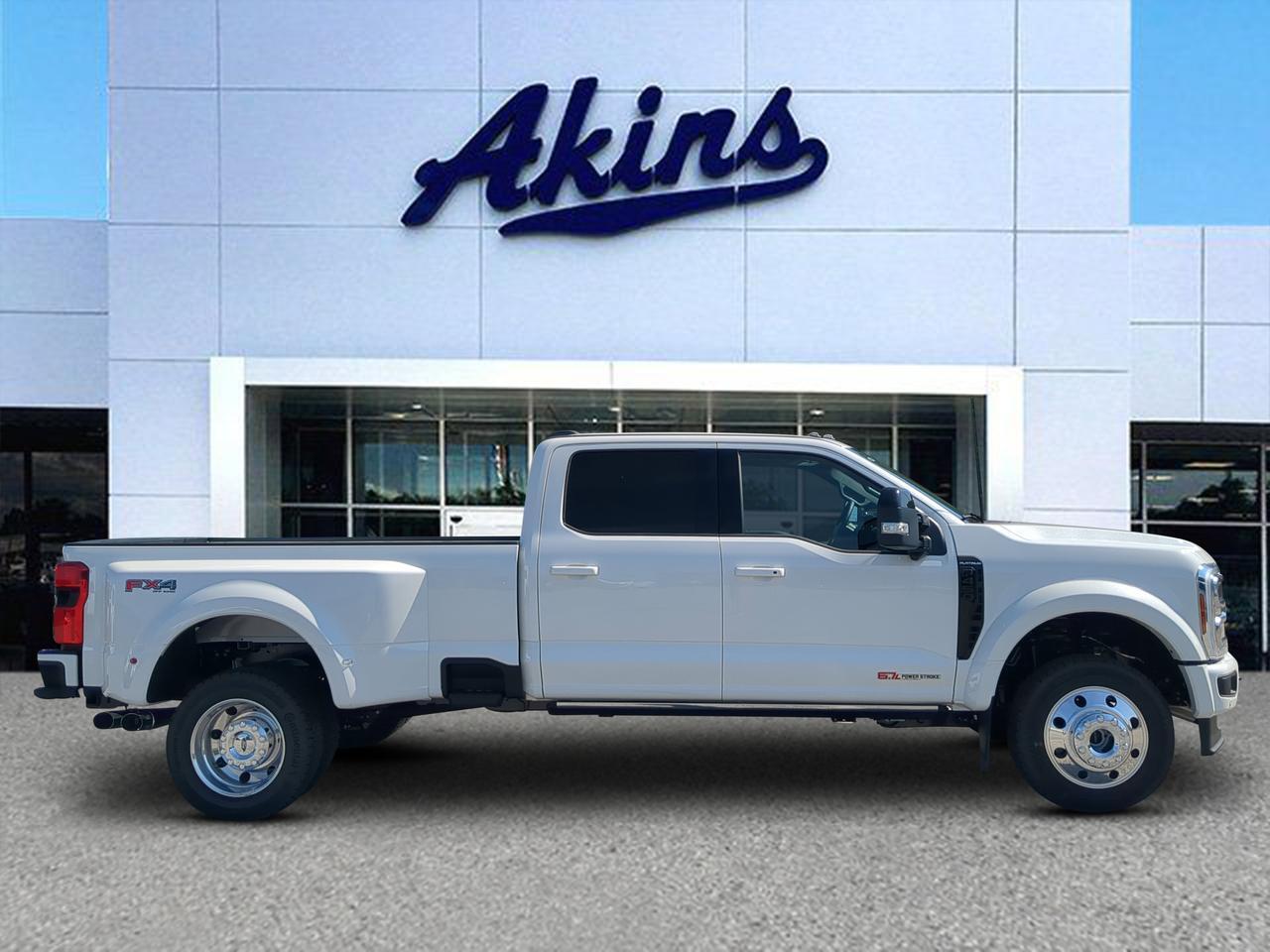 2026 Ford Super Duty F-450 DRW Platinum