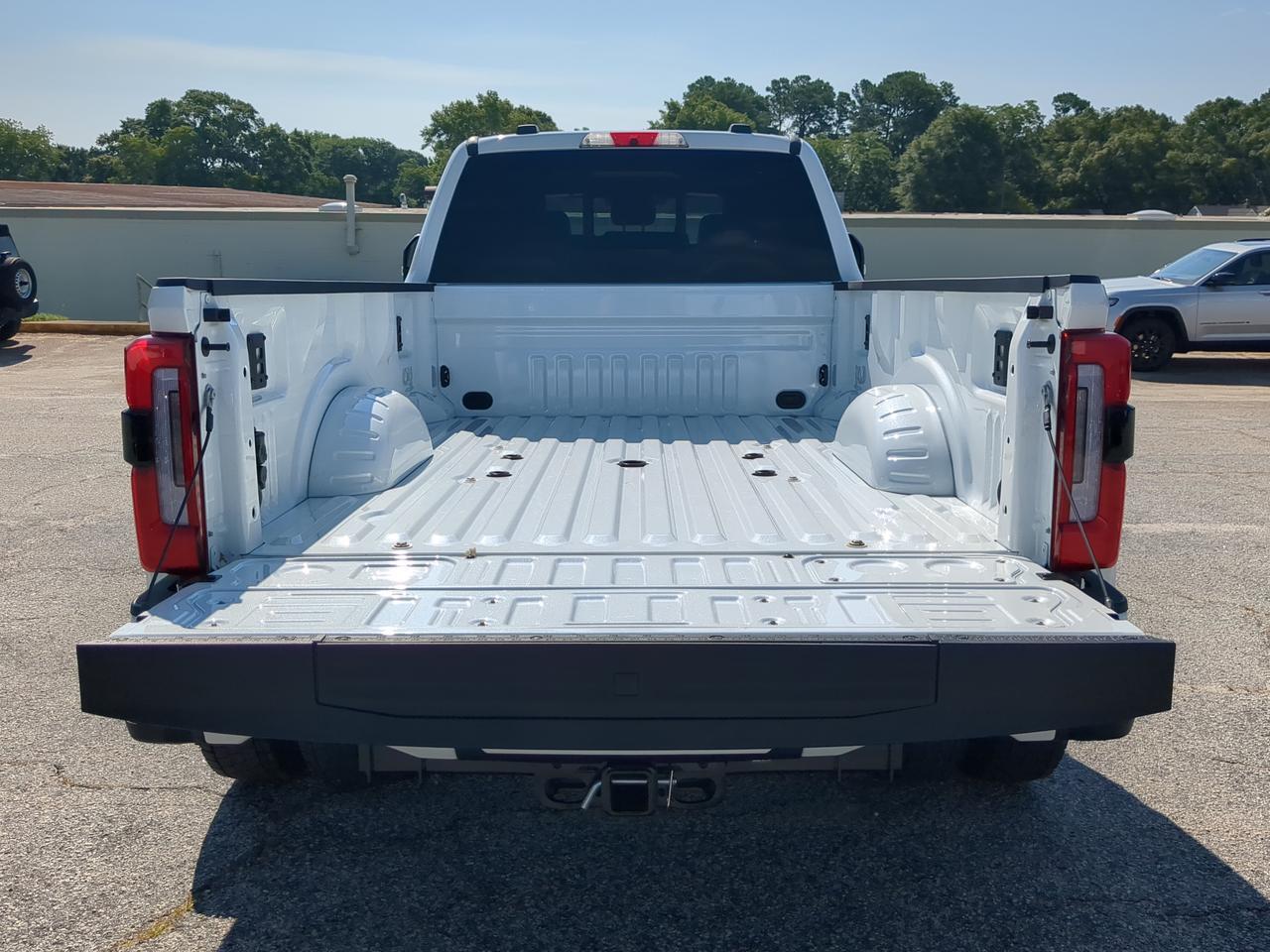 2026 Ford Super Duty F-450 DRW Platinum Winder GA