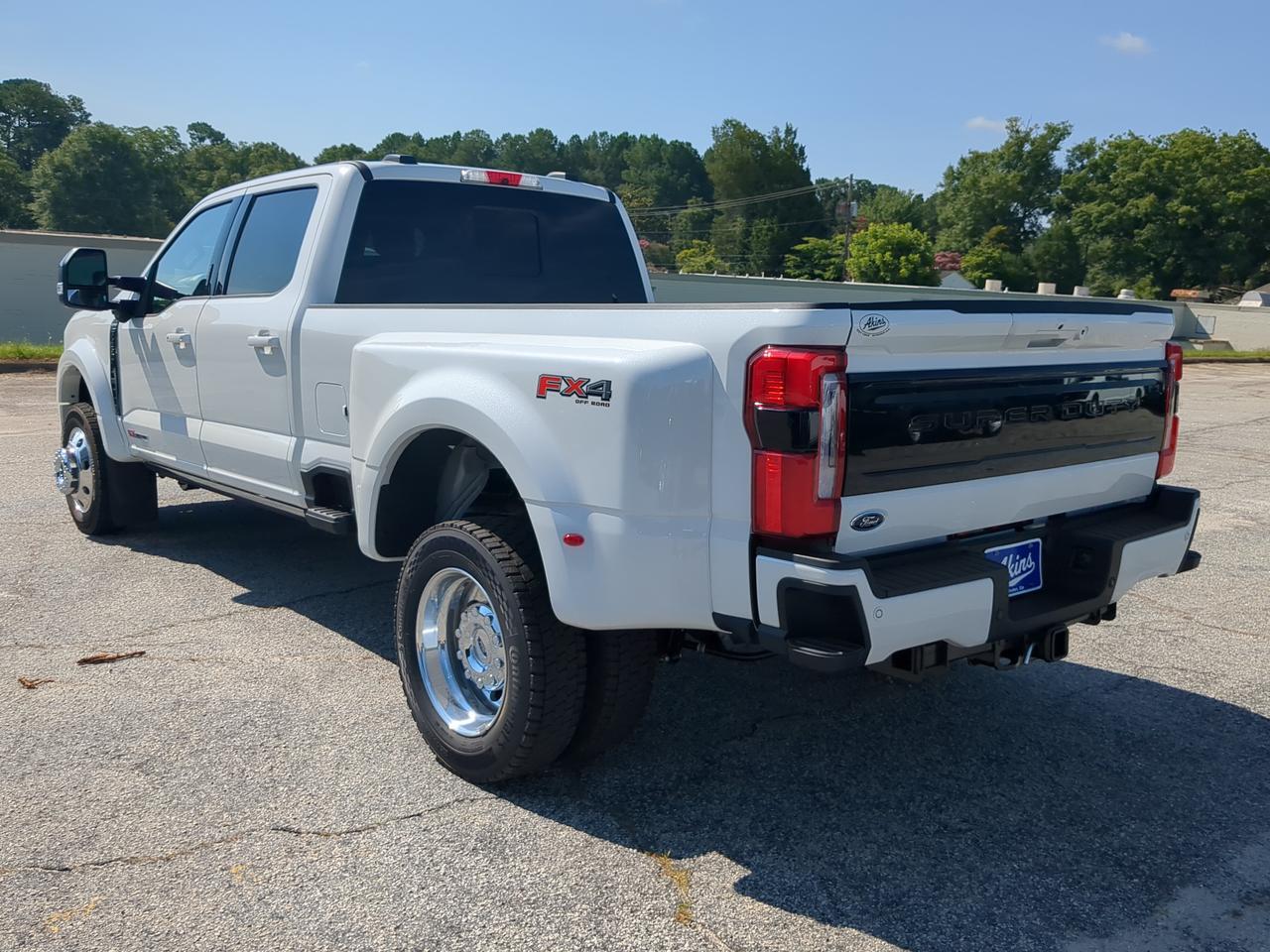 2026 Ford Super Duty F-450 DRW Platinum Winder GA