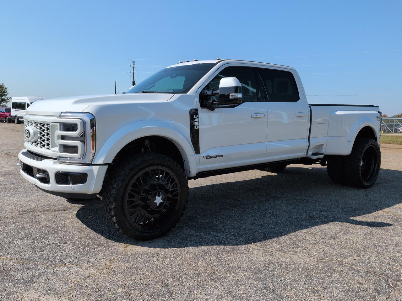 2026 Ford Super Duty F-450 DRW Platinum Winder GA