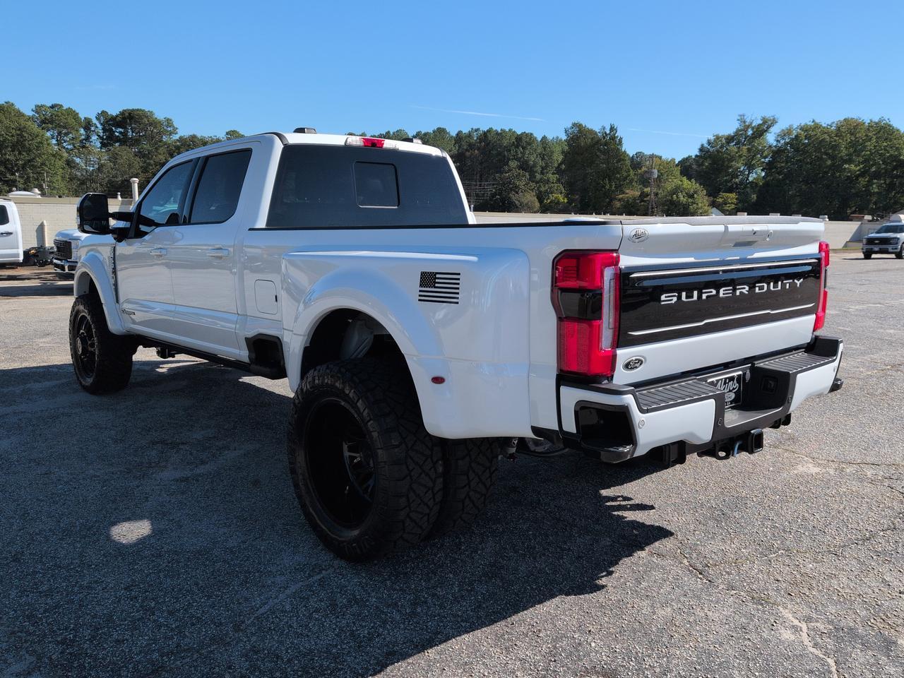 2026 Ford Super Duty F-450 DRW Platinum Winder GA