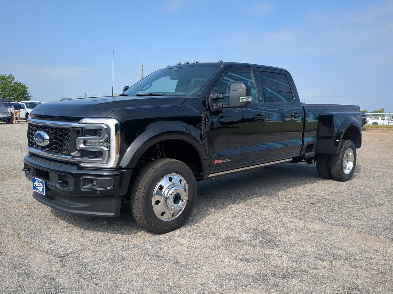 2026 Ford Super Duty F-450 DRW Platinum Winder GA