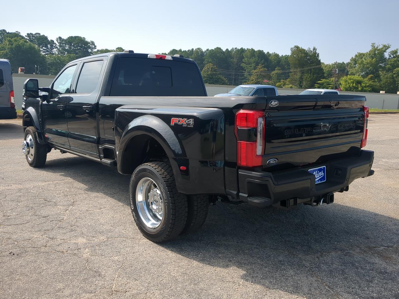 2026 Ford Super Duty F-450 DRW Platinum Winder GA