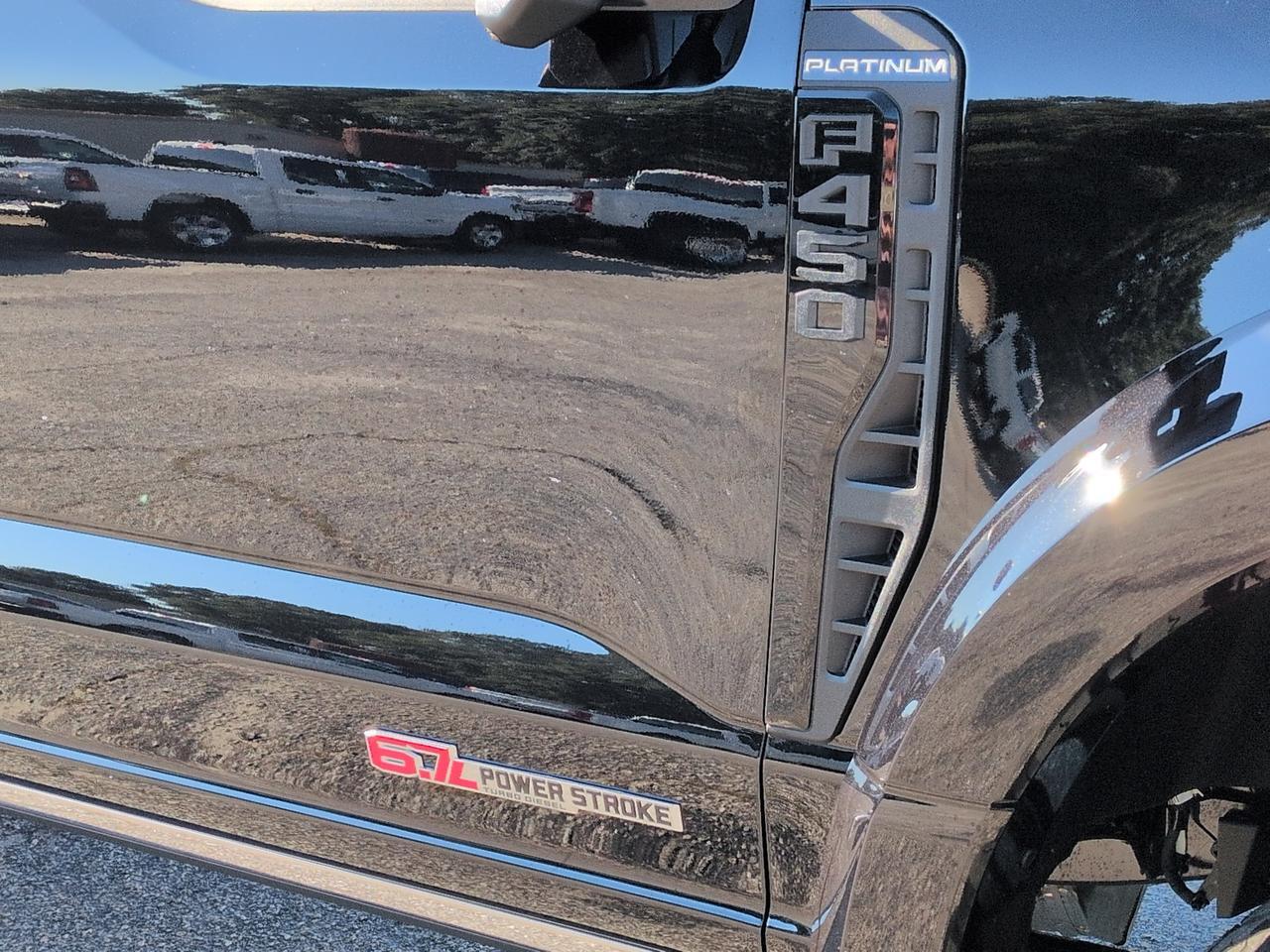 2026 Ford Super Duty F-450 DRW Platinum Winder GA