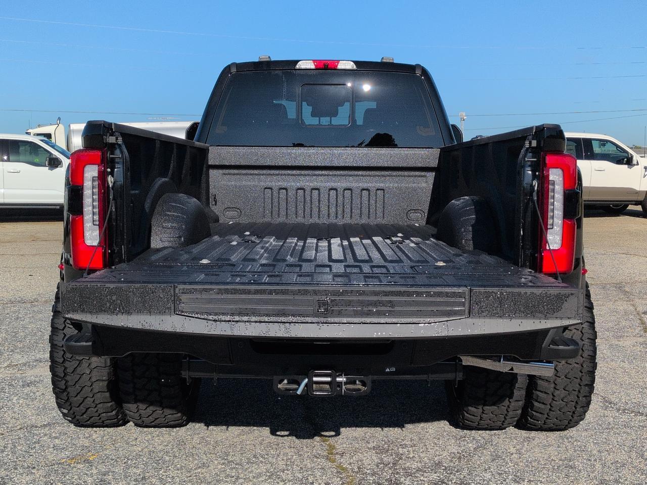 2026 Ford Super Duty F-450 DRW Platinum Winder GA