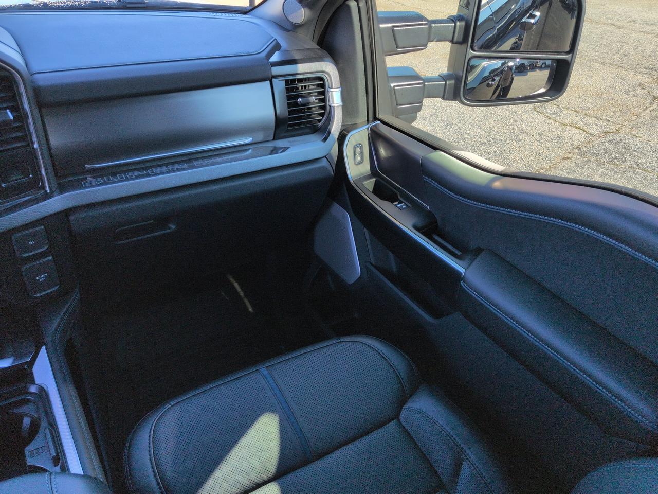 2026 Ford Super Duty F-450 DRW Platinum Winder GA