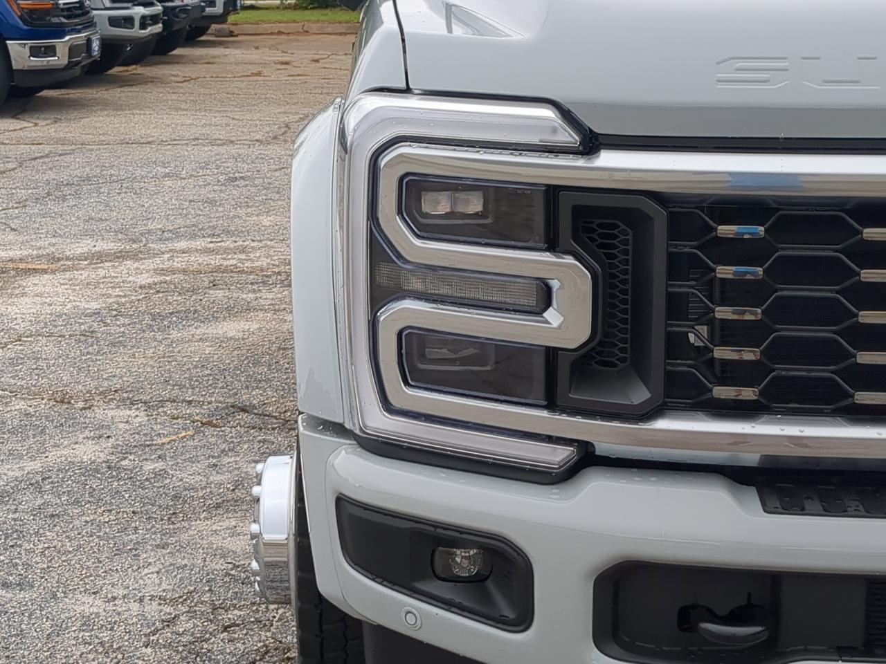 2026 Ford Super Duty F-450 DRW Platinum Winder GA