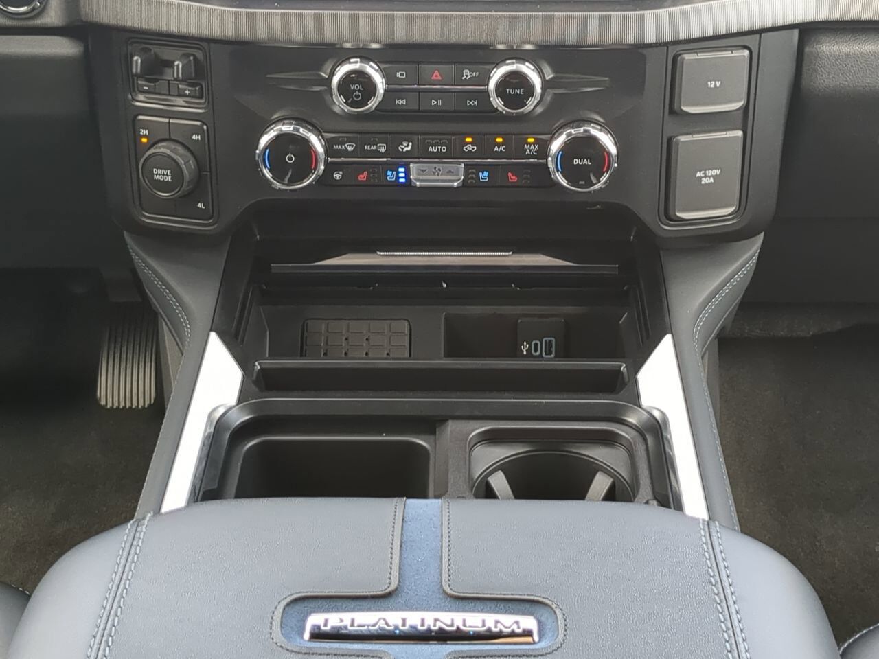 2026 Ford Super Duty F-450 DRW Platinum Winder GA