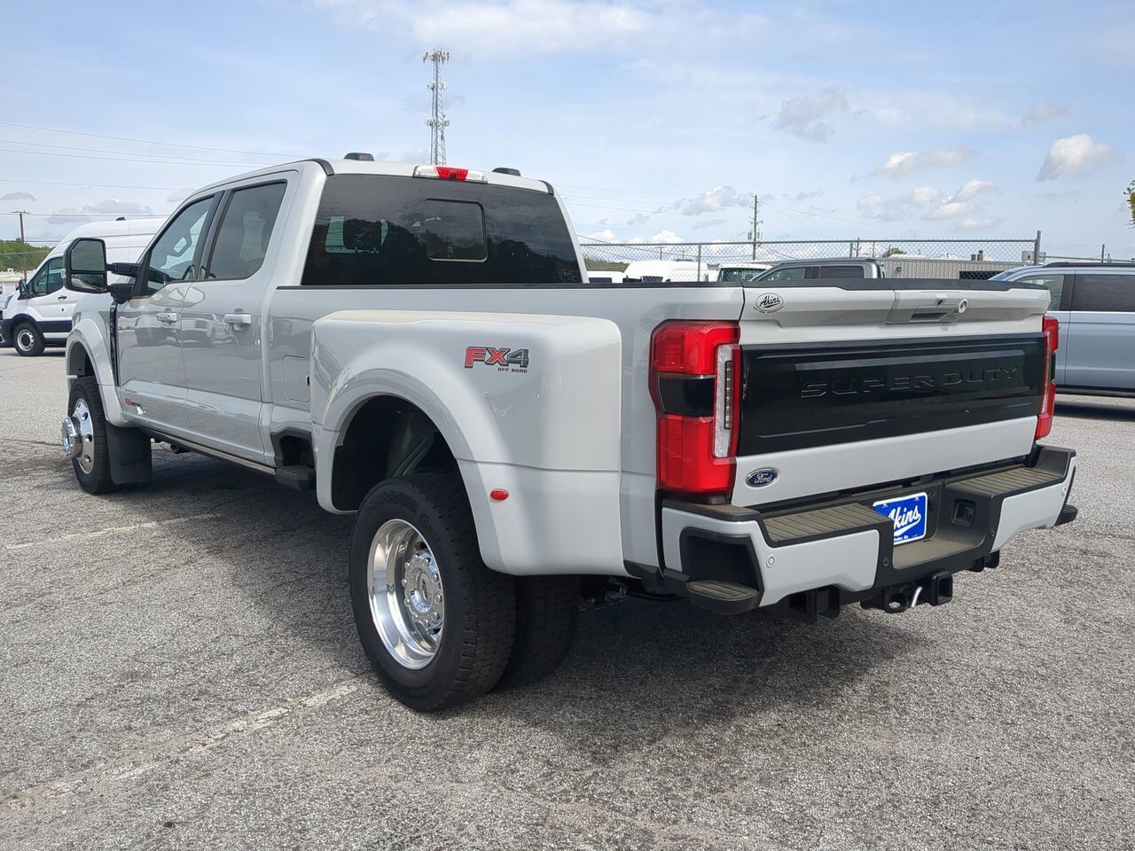 2026 Ford Super Duty F-450 DRW Platinum Winder GA